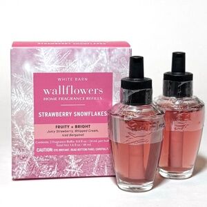 STRAWBERRY SNOWFLAKES Wallflowers